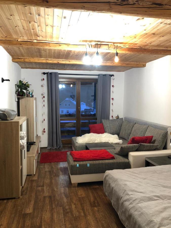 Apartment S Vyhledem Na Jezerni Stenu