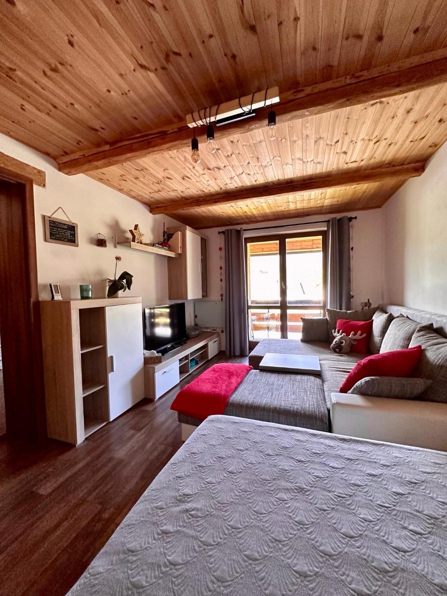 S Výhledem Na Jezerní Stěnu Apartmán